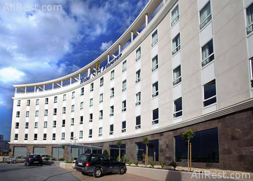 Tryp Florazar 2